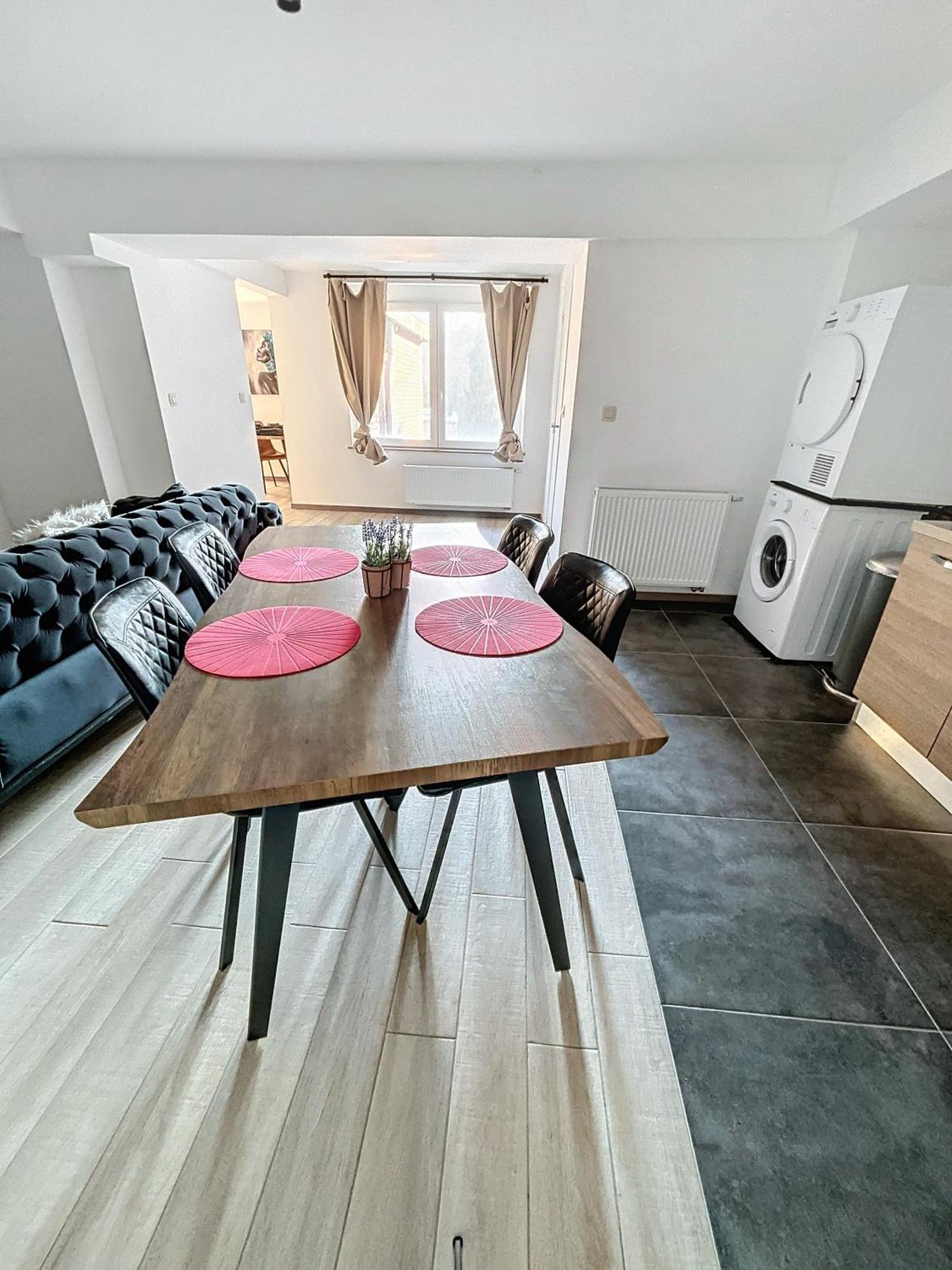 Nomad Apartments - Henin Charleroi Kamer foto